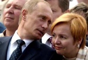 à¦°à¦¾à¦¶à¦¿à¦¯à¦¼à¦¾à¦° à¦ªà§à¦°à§‡à¦¸à¦¿à¦¡à§‡à¦¨à§à¦Ÿ à¦à§à¦²à¦¾à¦¦à¦¿à¦®à¦¿à¦° à¦ªà§à¦¤à¦¿à¦¨ à¦“ à¦¤à¦¾à¦à¦° à¦¸à§à¦¤à§à¦°à§€ à¦²à§à¦¦à¦®à¦¿à¦²à¦¾