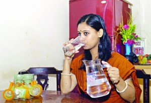 à¦à¦‡ গরমে পà§à¦°à¦šà§à¦° পানি ও অনà§à¦¯à¦¾à¦¨à§à¦¯ তরল পান করতে হবে