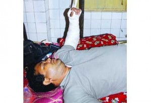 à¦¯à¦¶à§‹à¦° à¦œà§‡à¦¨à¦¾à¦°à§‡à¦² à¦¹à¦¾à¦¸à¦ªà¦¾à¦¤à¦¾à¦²à§‡ à¦šà¦¿à¦•à¦¿à¦¤à§à¦¸à¦¾à¦§à§€à¦¨ à¦®à¦¾à¦¸à§à¦¦ à¦†à¦²à¦®