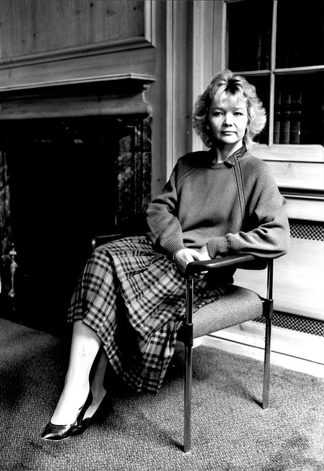 Carole Bailey