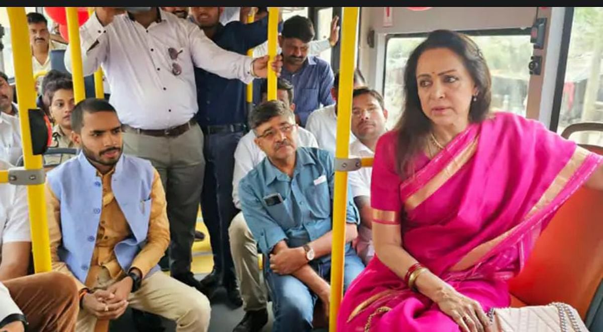 MP Hema Malini traveled in e-bus, sought suggestions from passengers