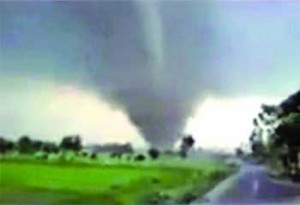 à¦Ÿà¦°à§à¦¨à§‡à¦¡à§‹ à¦†à¦˜à¦¾à¦¤ à¦¹à¦¾à¦¨à¦¾à¦° à¦à¦‡ à¦¦à§ƒà¦¶à§à¦¯ à¦®à§à¦ à§‹à¦«à§‹à¦¨ à¦¥à§‡à¦•à§‡ à¦¨à§‡à¦“à§Ÿà¦¾