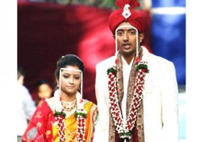 নবপরিণীতাকে à¦à¦•া রেখেই আবার কারাগারে ফিরতে হলো চাà¦à¦¾à¦¨à¦•ে। বিয়ের দিন তোলা ছবি